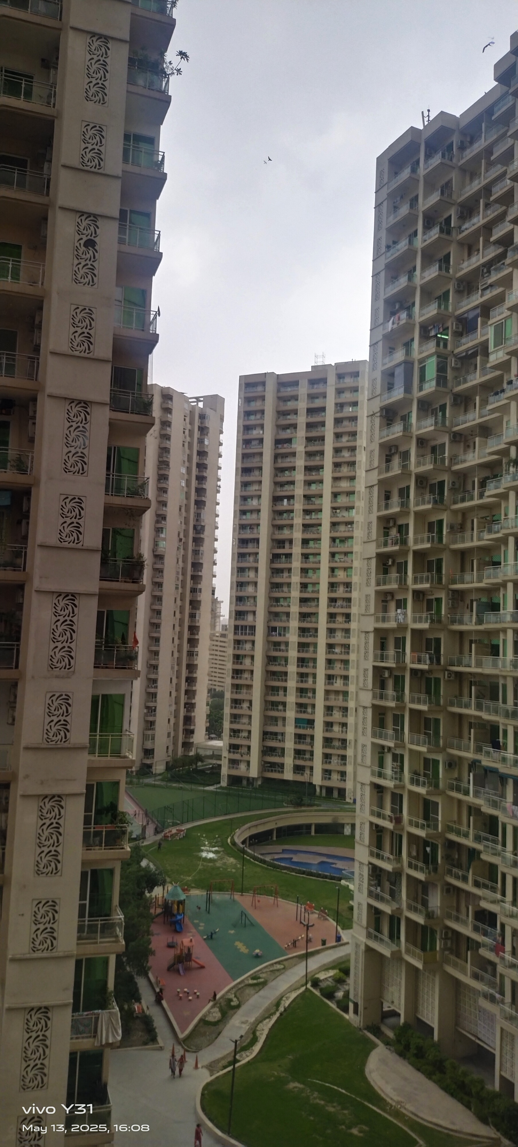 3 BHK Apartment For Rent in Gaur Saundaryam