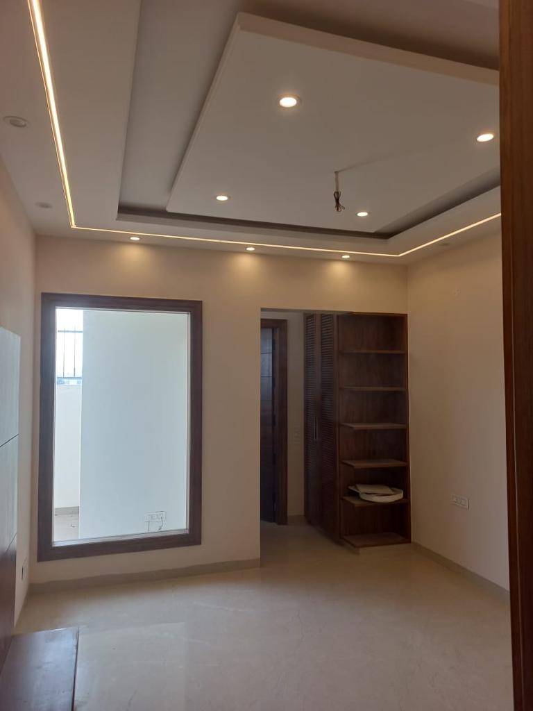 6 BHK + Extra Room Independent House For Sale in It City, Sector 66b