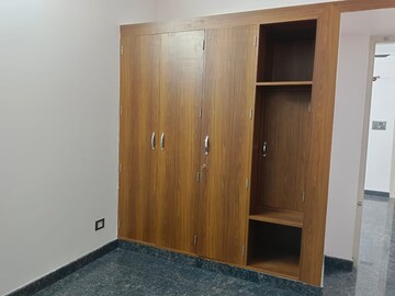 Room in 1 BHK Builder Floor at Ejipura – for Rent