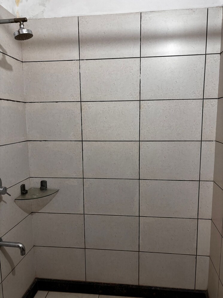 Bathroom, apex-apartments 3 Bedroom 350 Sq.Yd. Builder Floor In Sector 45 Gurgaon 8655803