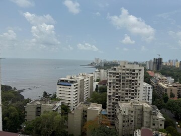 4 BHK Apartment For Rent in Colaba