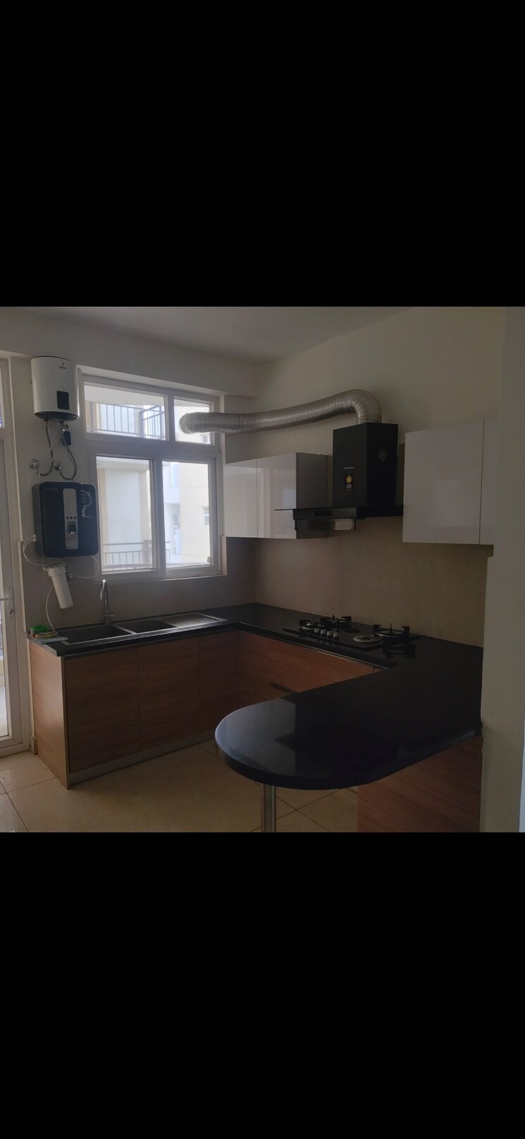 Living Room, maya-green-lotus-saksham 3.5 Bedroom 2020 Sq.Ft. Apartment In International Airport Road Zirakpur 8655817