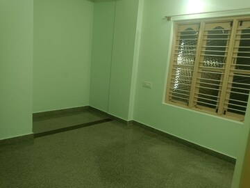 1 BHK Builder Floor For Rent in Ejipura