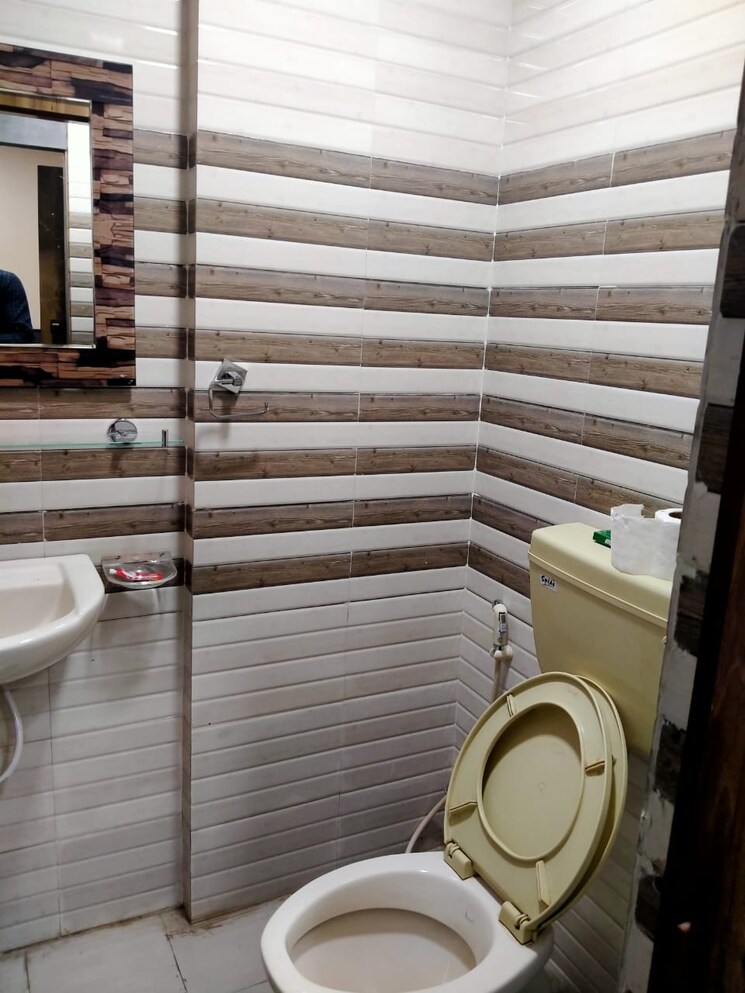 Washroom, salt lake sector v Commercial Office Space 700 Sq.Ft. In Salt Lake Sector V Kolkata 8655800