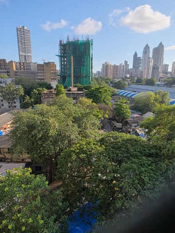 1 BHK Apartment For Sale in Yasmin Tower, Agripada