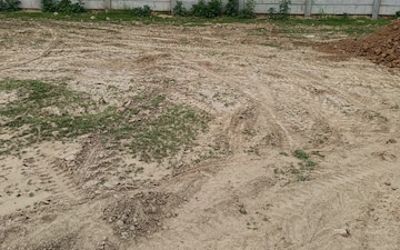Plot For Sale in Partapur