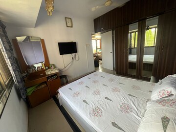 Bedroom in 2 BHK Apartment at Aristo Lloyds Estate, Wadala East – for Rent