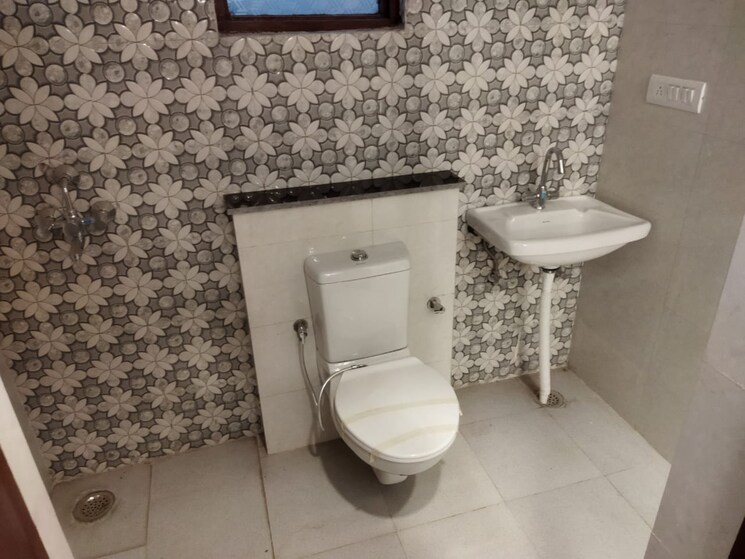 Bathroom, adore-prima 2 Bedroom 1000 Sq.Ft. Apartment In Sector 72 Faridabad 8655887