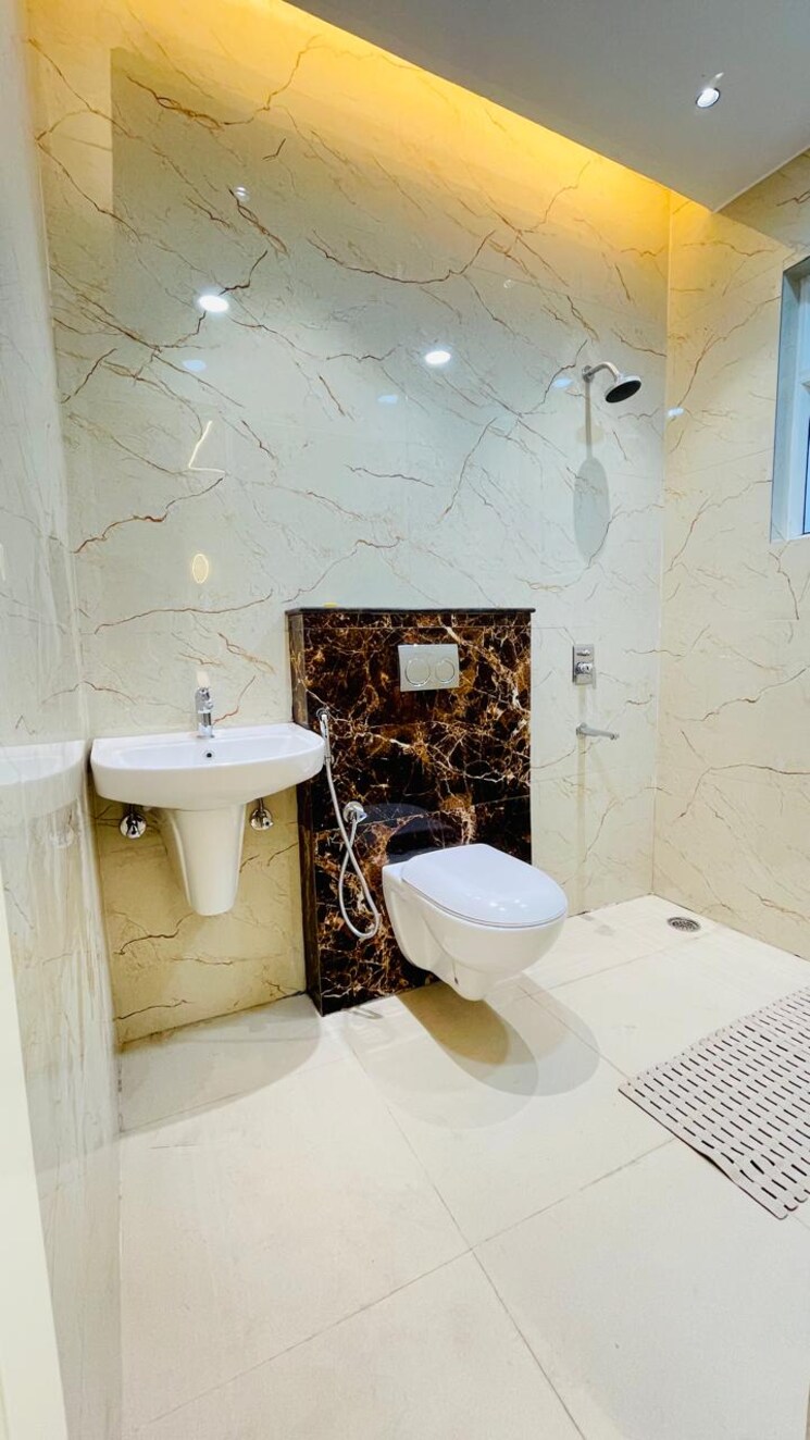 Master Bedroom, vip road 3.5 Bedroom 1500 Sq.Ft. Builder Floor In Vip Road Zirakpur 8655890