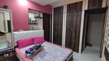 Bedroom in 2 BHK Apartment at Chandak Paloma, Goregaon East – for Rent