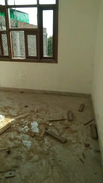 Bathroom in 1 BHK Builder Floor at Mehrauli – for Rent