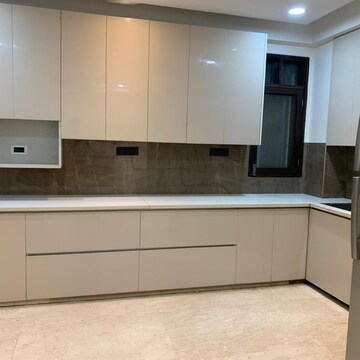 Kitchen in 4 BHK Builder Floor at Dlf Phase ii – for Rent
