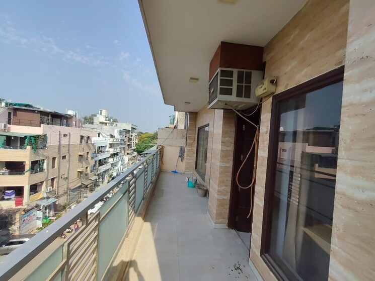 Balcony, malviya nagar 2 Bedroom 900 Sq.Ft. Apartment In Malviya Nagar Delhi 8656035