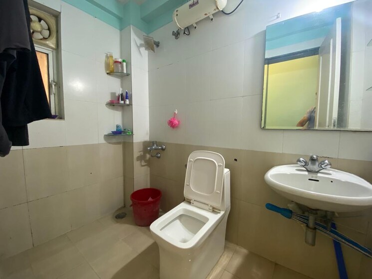 Master Bedroom, hiranandani-estate-valentina 2 Bedroom 980 Sq.Ft. Apartment In Ghodbunder Road Thane 8656181