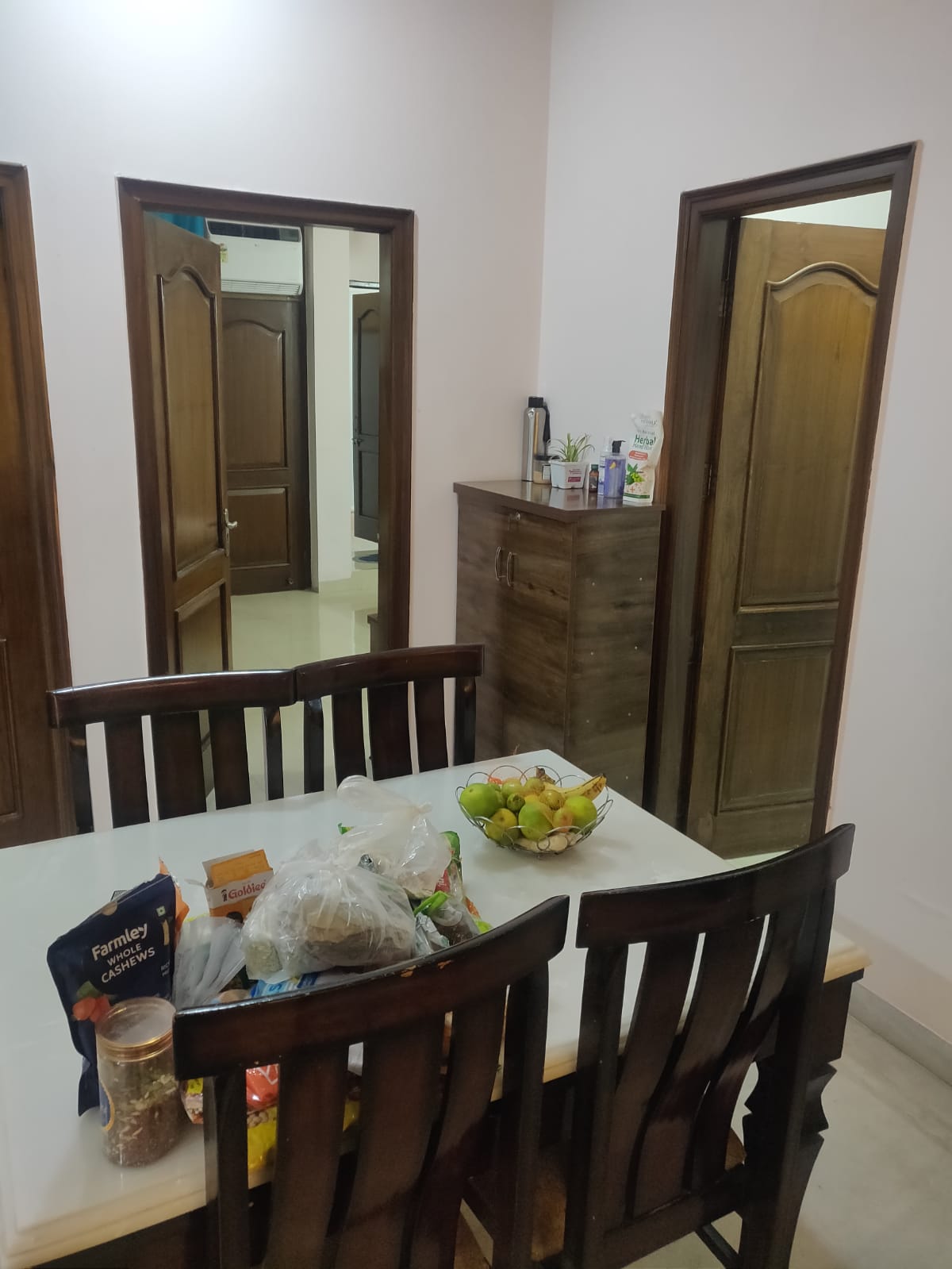 1.5 BHK Builder Floor For Rent in RWA Apartments Sector 20