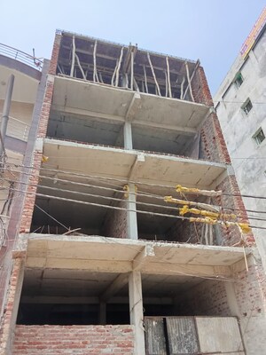  Plot For Sale in Kalindi Kunj