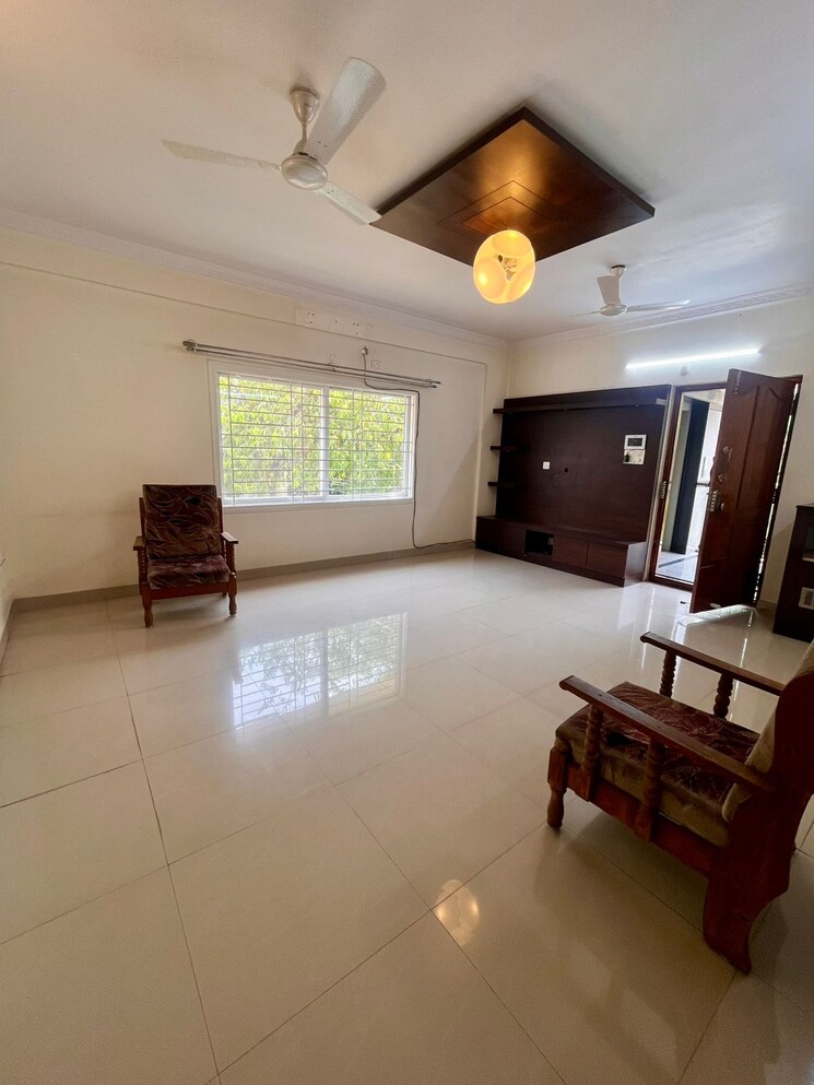 Living Room, indiranagar 3 Bedroom 2550 Sq.Ft. Apartment In Indiranagar Bangalore 8656231