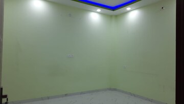 Room in 1 RK Builder Floor at Takrohi – for Rent