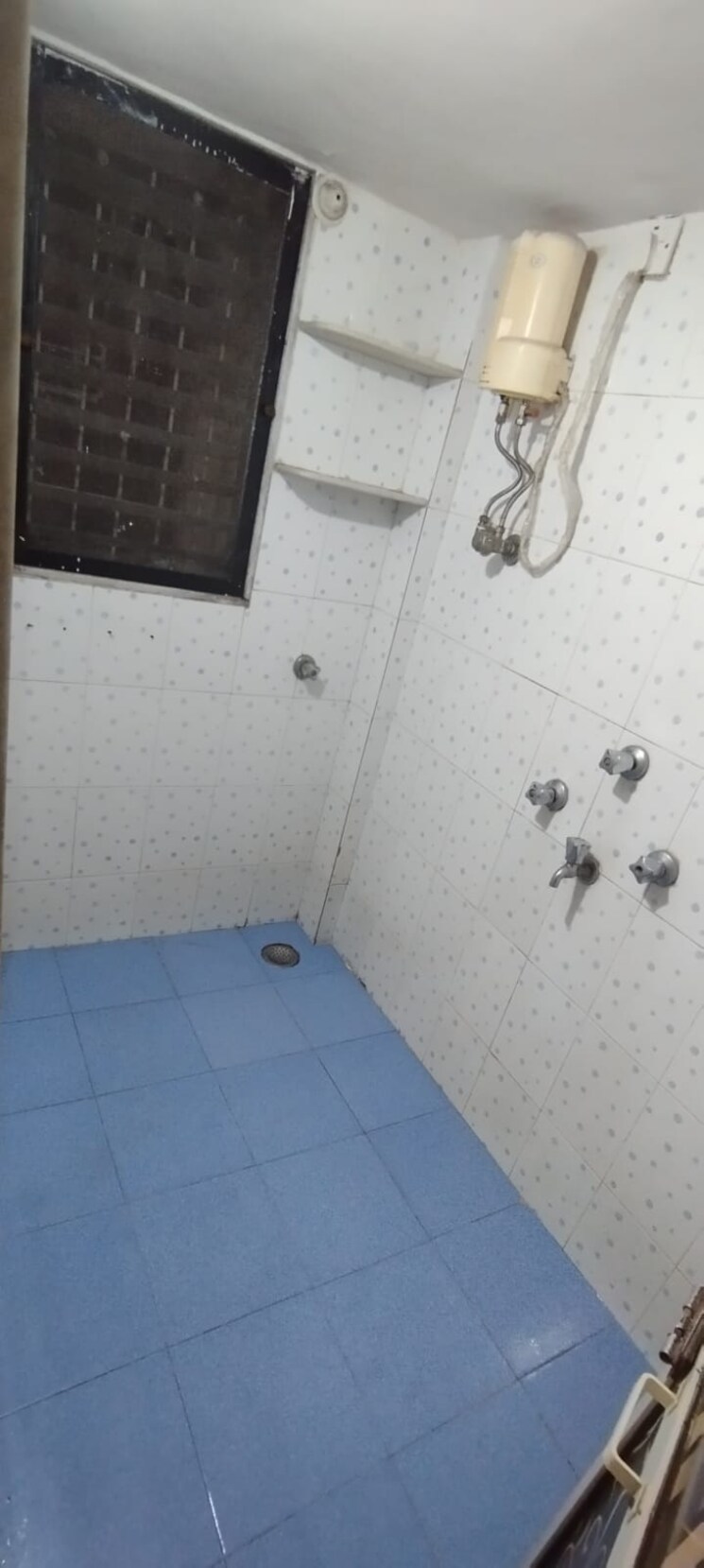 Bathroom, lok-milan 1 Bedroom 400 Sq.Ft. Apartment In Chandivali Mumbai 8656321
