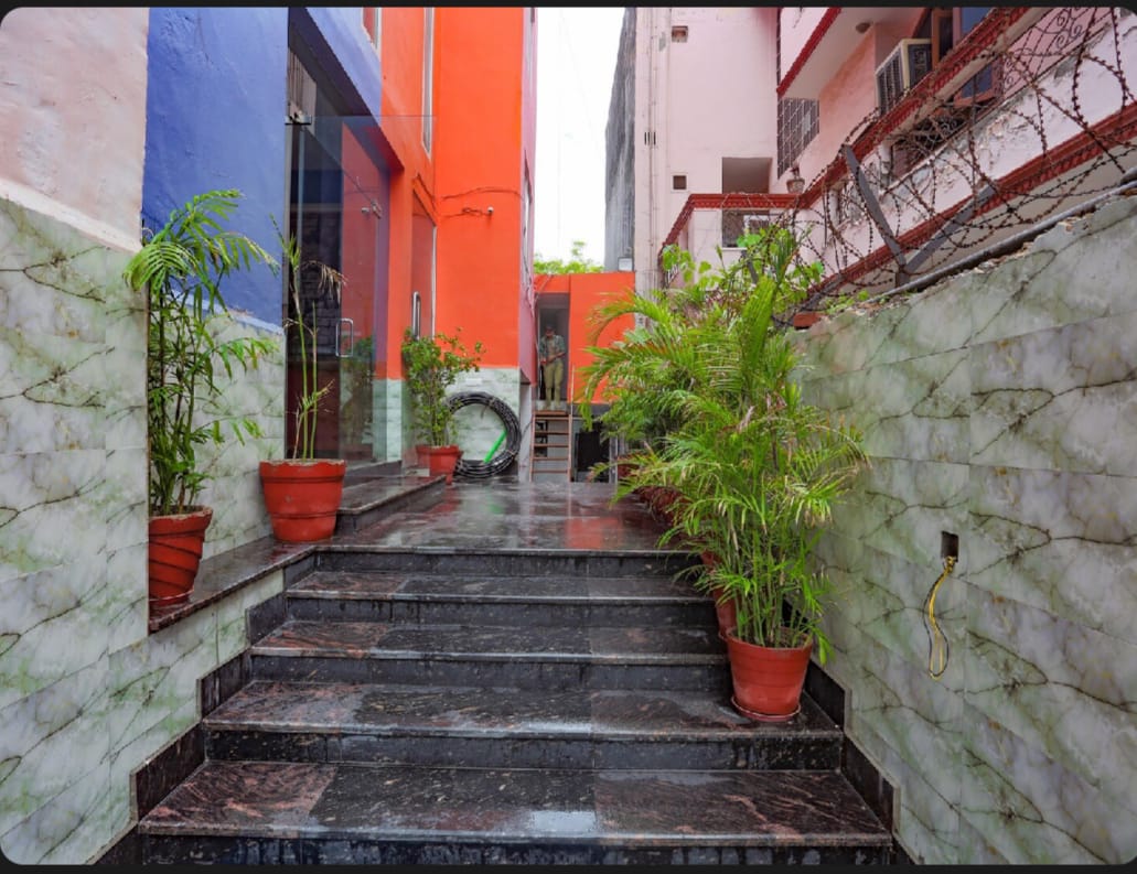 6 BHK + Pooja Room Independent House For Sale in Sector 22