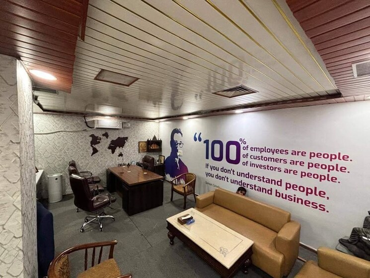 Team Area, rnt marg Commercial Office Space 1500 Sq.Ft. In Rnt Marg Indore 8656379