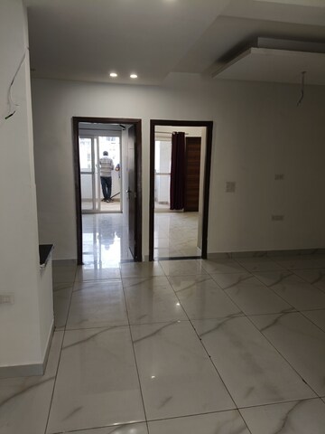Room in 3 BHK Builder Floor at Dhakoli – for Sale