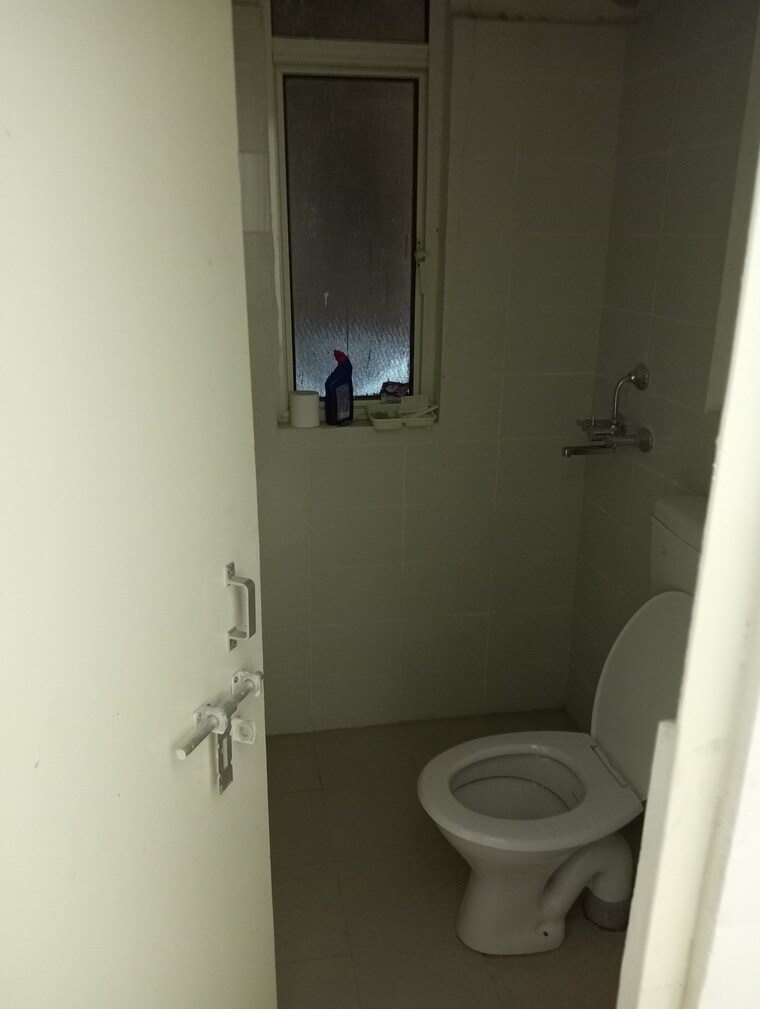 Bathroom, conscient-habitat-78 2 Bedroom 517 Sq.Ft. Apartment In Sector 78 Faridabad 8656405