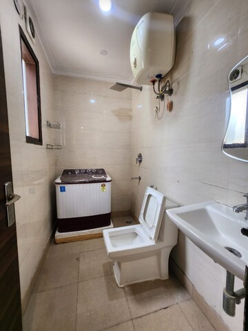 Bathroom in 2 BHK Builder Floor at Saket – for Rent