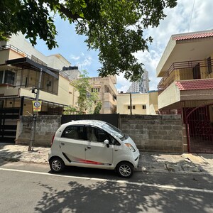  Plot For Sale in Padmanabha Nagar