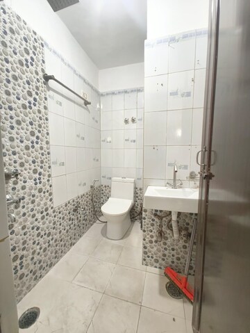 Bathroom in 2 BHK Builder Floor at Saket – for Rent
