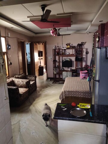 Living Room in 2.5 BHK Builder Floor at Dwarka Mor – for Rent