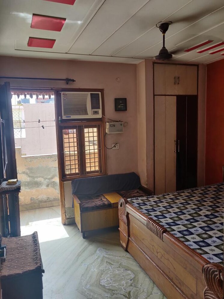 Bedroom, dwarka mor 2.5 Bedroom 890 Sq.Ft. Builder Floor In Dwarka Mor Delhi 8656520