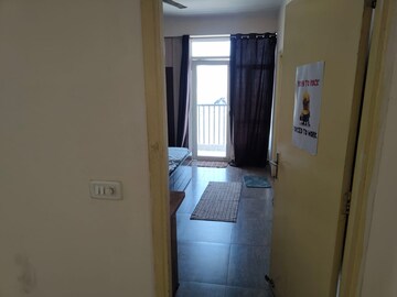 Room in 2.5 BHK Apartment at Gaur City 2 - 10th Avenue, Sector 16c Greater Noida – for Sale