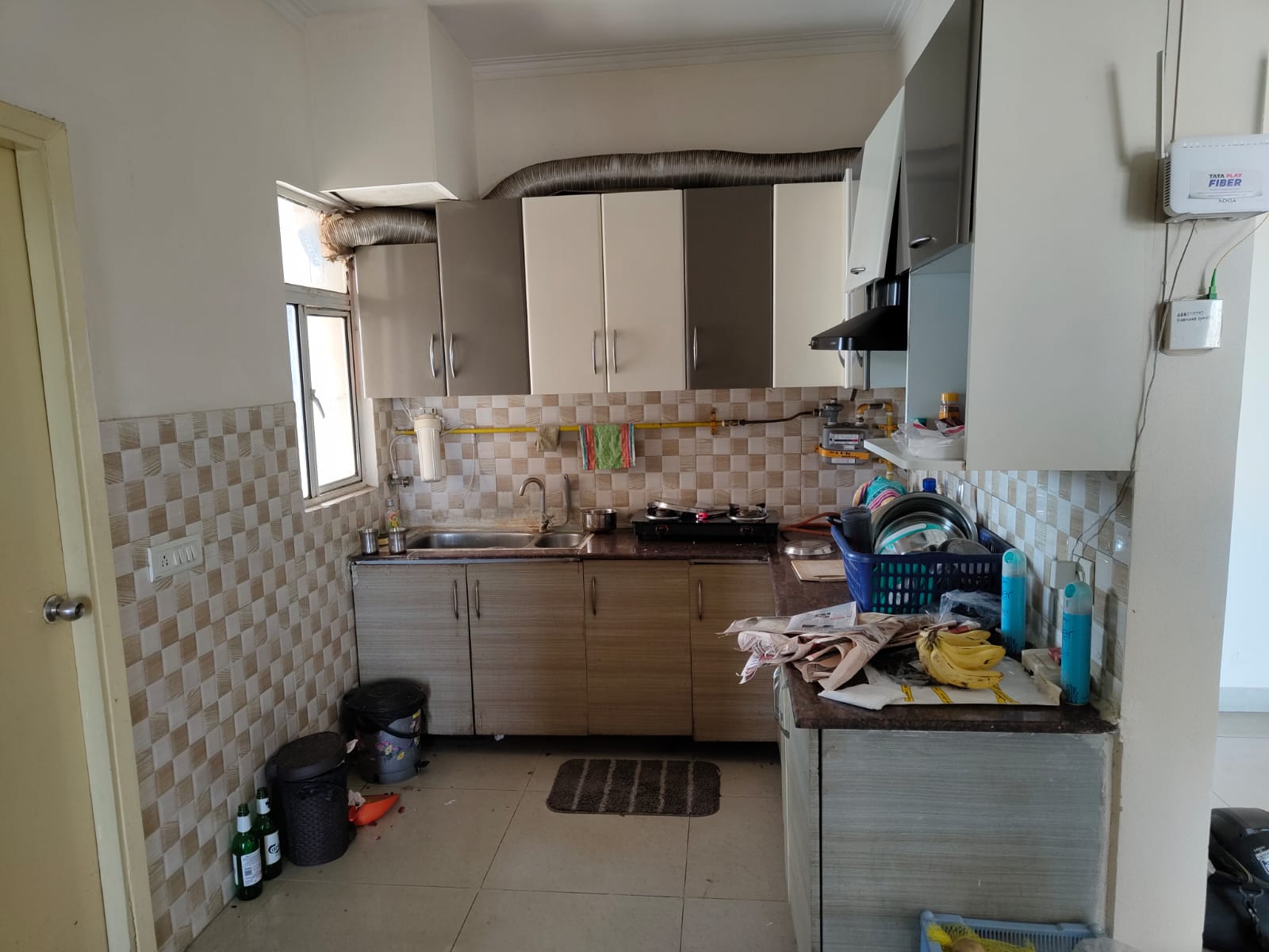 2.5 BHK + Study Room Apartment For Sale in Gaur City 2 - 10th Avenue