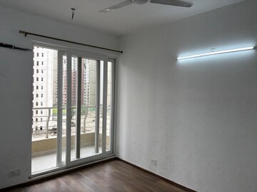 Room in 3 BHK Apartment at The 3C Lotus Panache, Sector 110 – for Rent