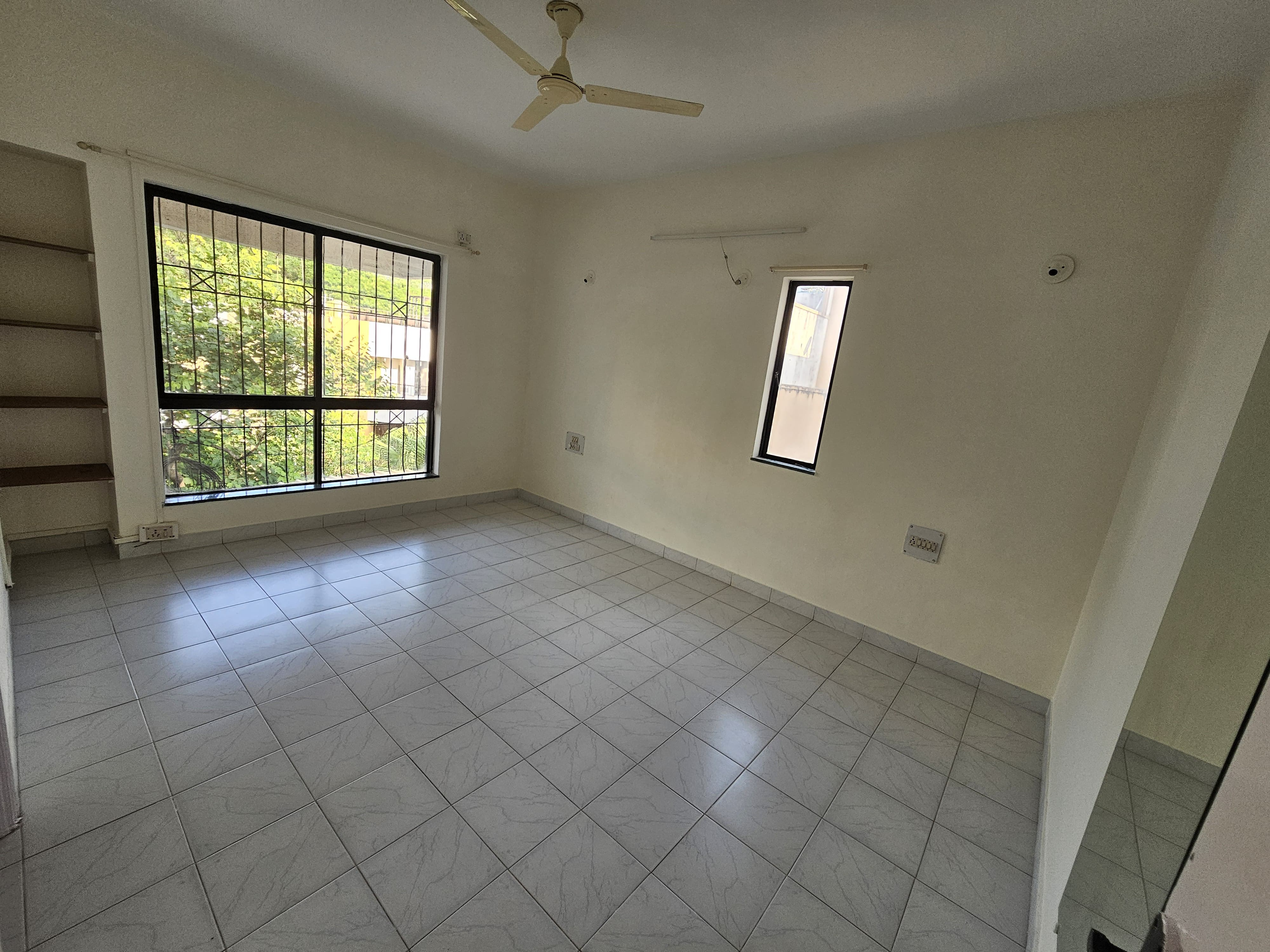 2.5 BHK Apartment For Rent in La Chapelle