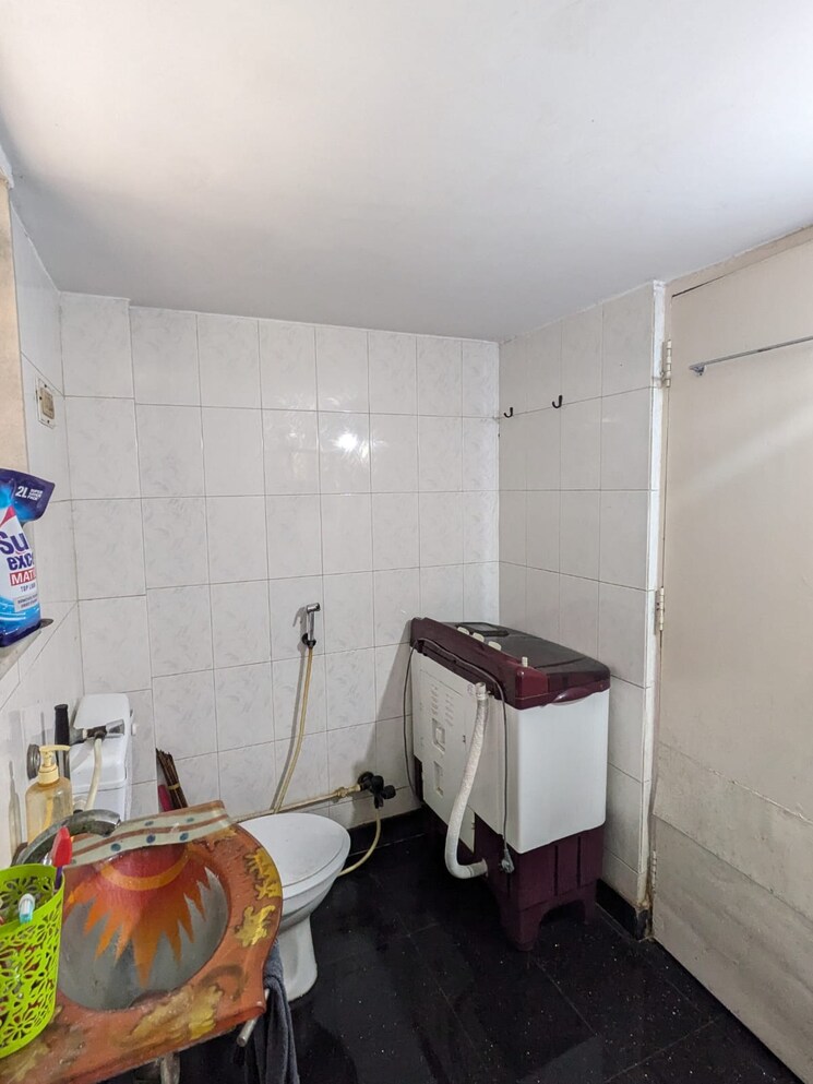 Bathroom, hdil-dheeraj-jamuna 1 Bedroom 700 Sq.Ft. Apartment In Malad West Mumbai 8656585