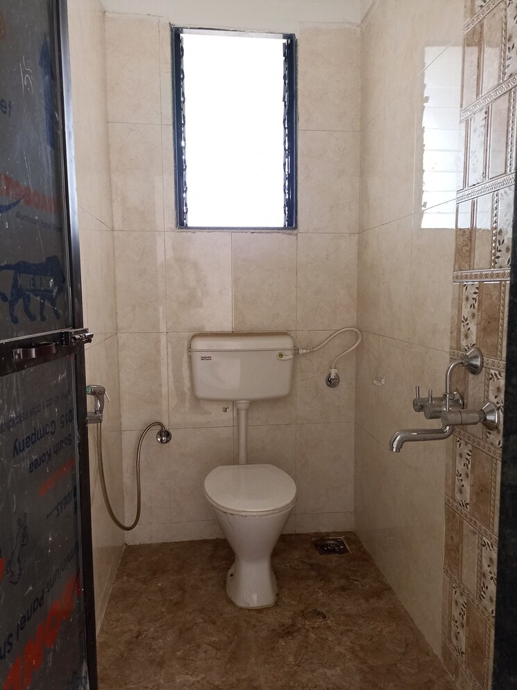 Bathroom, reliance-gold 2 Bedroom 800 Sq.Ft. Apartment In Ambernath Thane 8656555