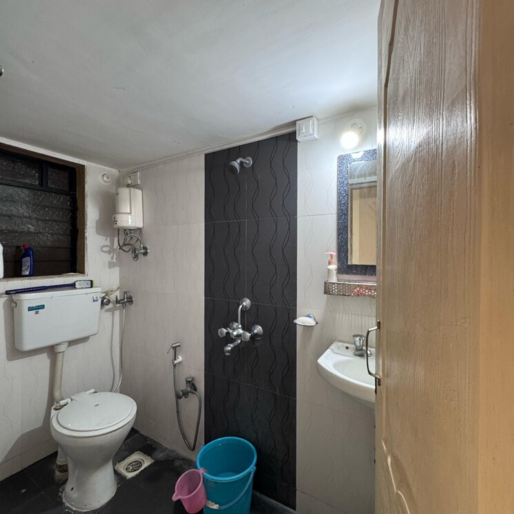 Bathroom, agarwal-and-doshi-complex 2 Bedroom 930 Sq.Ft. Apartment In Vasai West Palghar 8656637