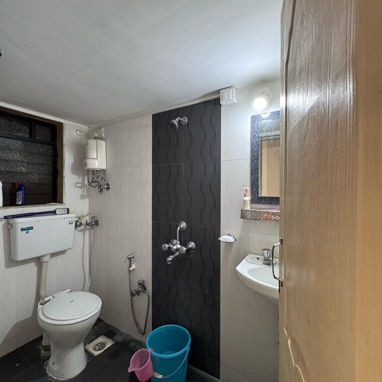 Bathroom, agarwal-and-doshi-complex 2 Bedroom 930 Sq.Ft. Apartment In Vasai West Palghar 8656637