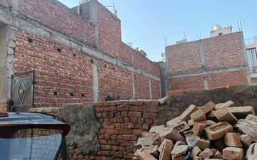 Plot For Sale in Sector 70
