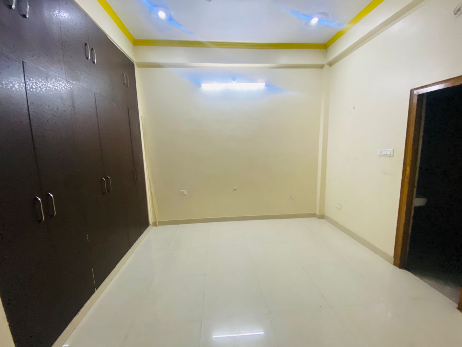 2 BHK + Pooja Room Villa For Rent in Vineet Khand