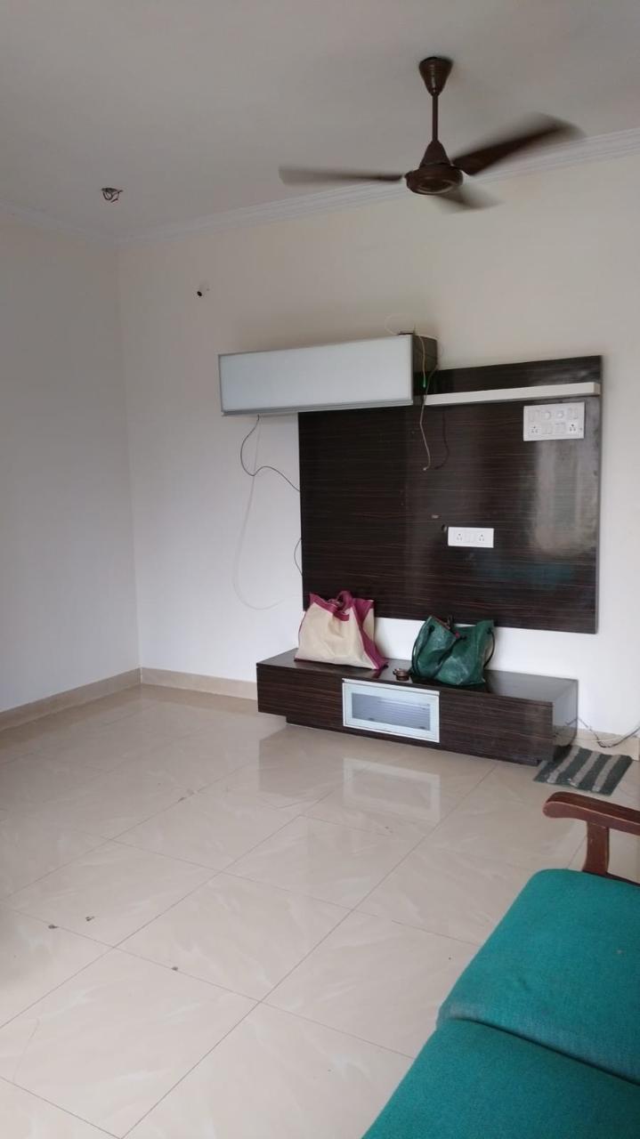 1 BHK + Extra Room Apartment For Rent in Poonam Vaishno Heights