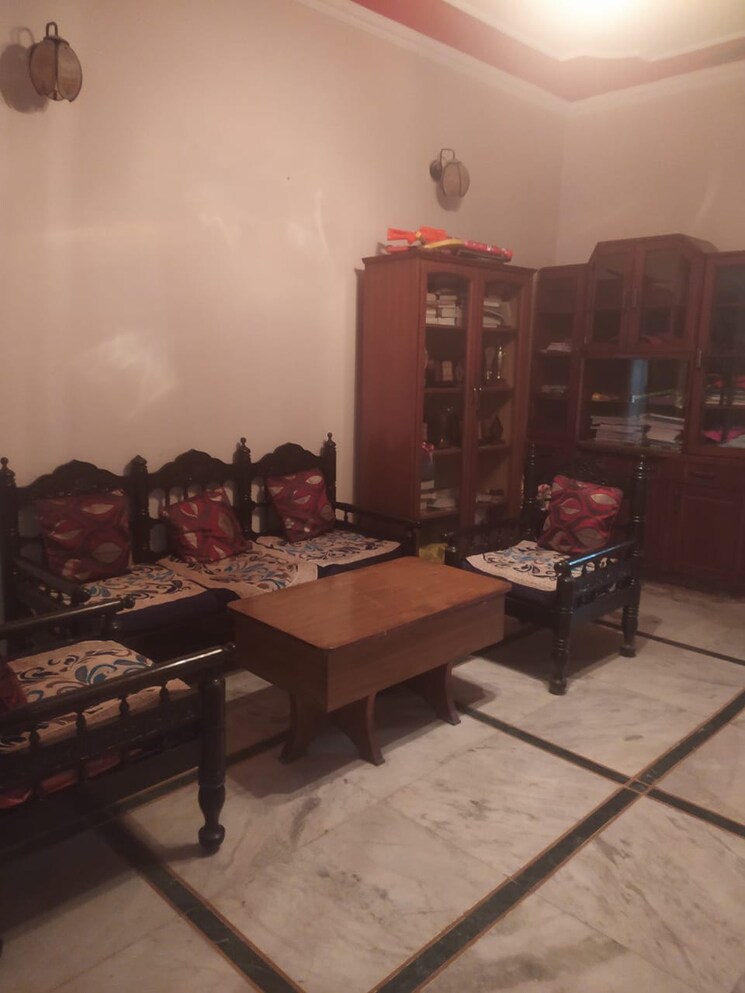 Living Room, rwa-apartments 2 Bedroom 1250 Sq.Ft. Independent House In Sector 31 Noida 8656672