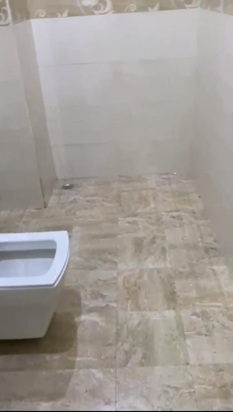Bathroom, parklands 3 Bedroom 250 Sq.Ft. Apartment In Sector 85 Faridabad 8656641