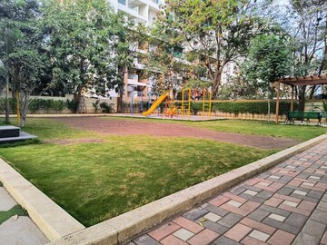 1 BHK Apartment – Garden View at PGD Pinnacle, Mundhwa - for Rent