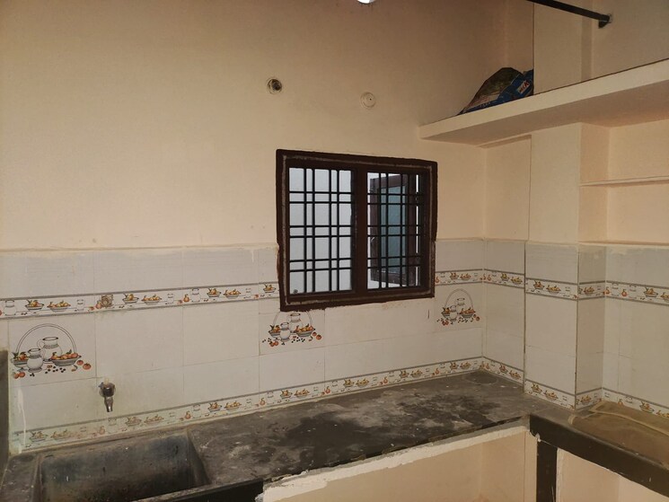 Room, tarnaka 2 Bedroom 1100 Sq.Ft. Penthouse In Tarnaka Hyderabad 8656678