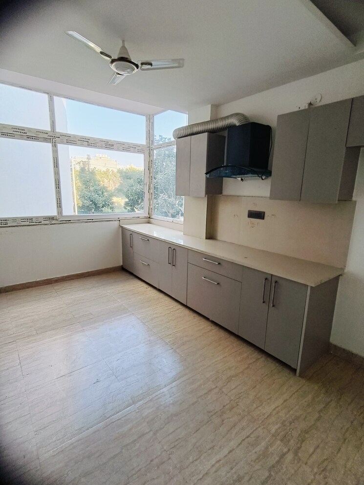 Kitchen, ansal-api-esencia 4 Bedroom 2038 Sq.Ft. Apartment In Sector 67 Gurgaon 8656843