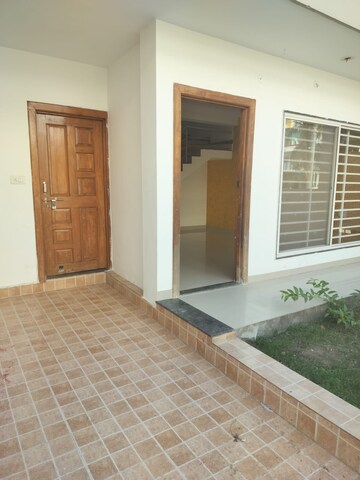 4 BHK Villa For Sale in Salaiya