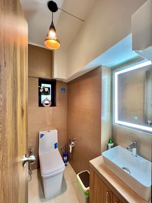 Furnished Amenities in  Office Space at Cosmos Plaza, Andheri West – for Sale